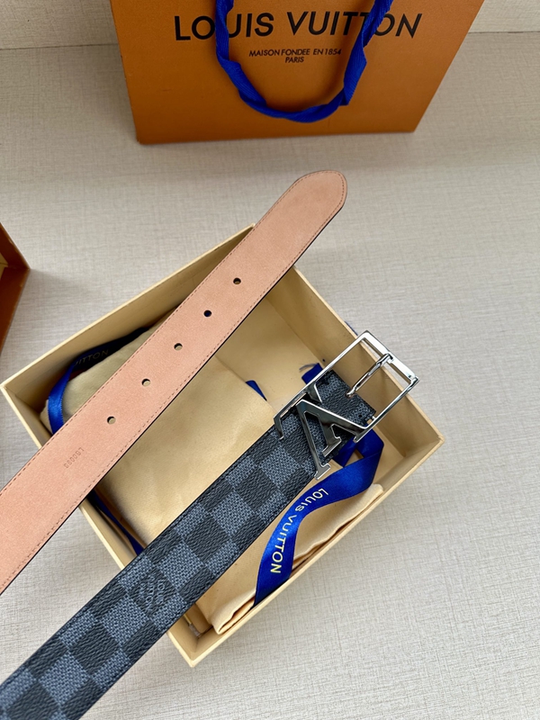 激安ルイヴィトンベルト素材ディテール